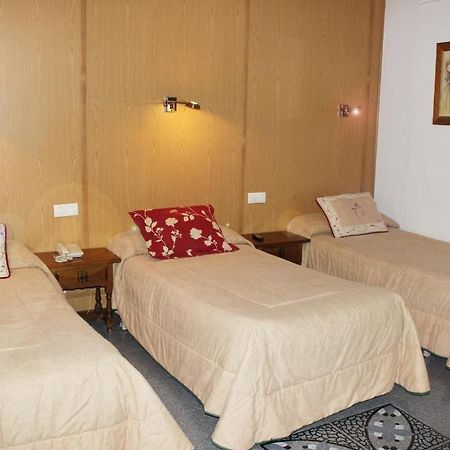 Hotel La Paz Ubeda  Phòng bức ảnh