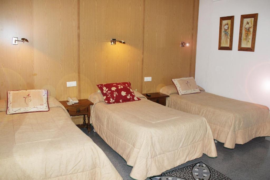 Hotel La Paz Ubeda  Phòng bức ảnh